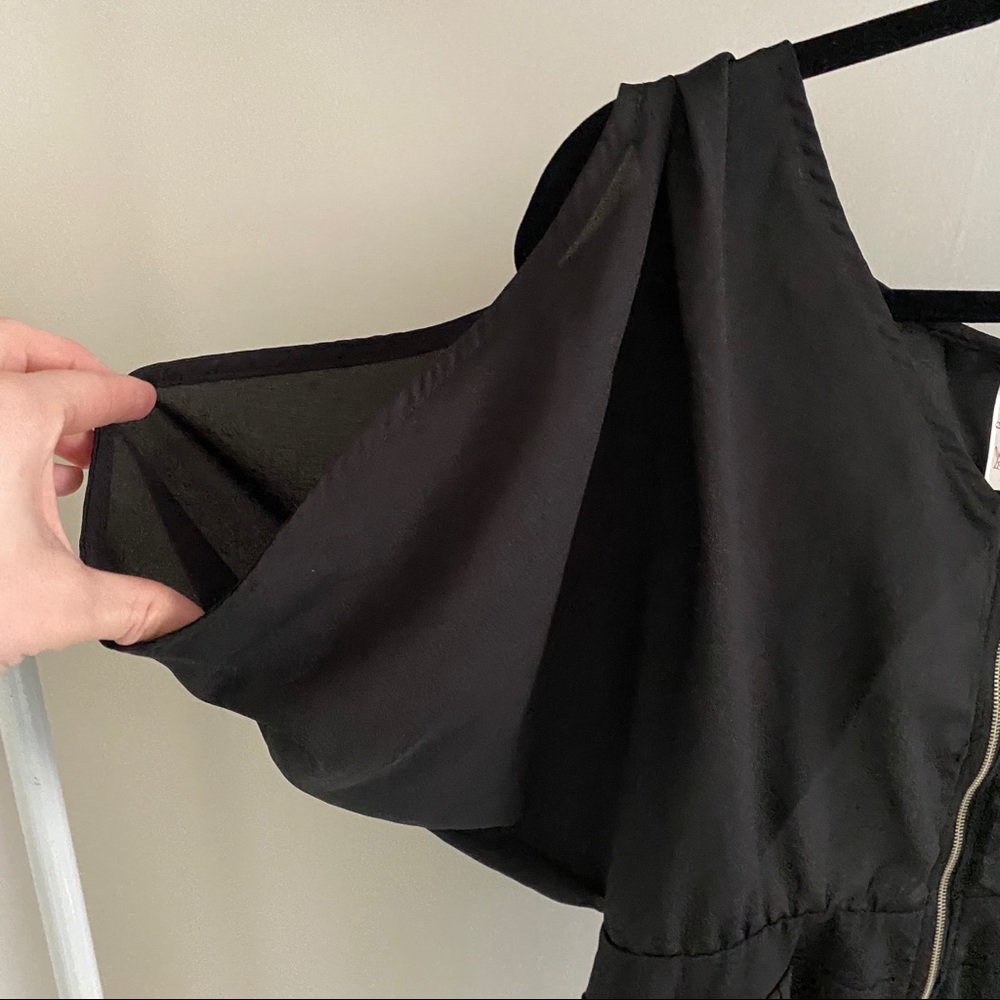 My Story Open Back Romper - Picture 4 of 7